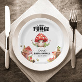 小さなキノコ蝶の蛾の赤ちゃんシャワー ペーパープレート