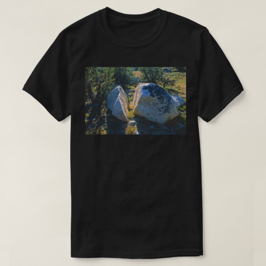 小さなキャニオンの自然芸術美 Tシャツ (デザイン正面)