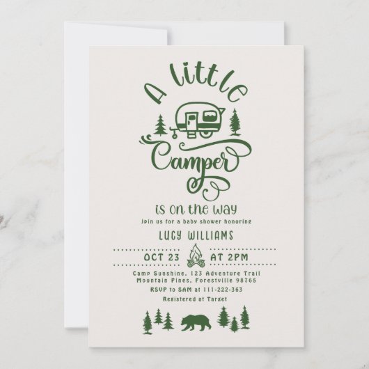 小さなキャンパーが緑の森に向かっている 招待状 (正面)