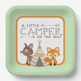 小さなキャンパーのティーペの赤ちゃんシャワー ペーパープレート