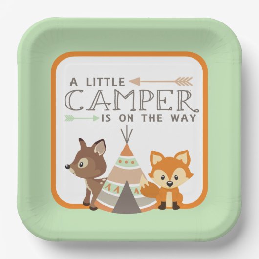 小さなキャンパーのティーペの赤ちゃんシャワー ペーパープレート (正面)