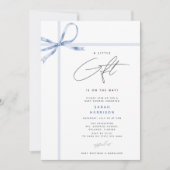 小さなギフトのリボン男の子の赤ちゃんシャワー 招待状 (正面)