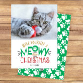 小さなクリスマスのペット猫の写真を撮る シーズンカード