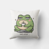 小さなコーヒーを飲みながら不機嫌なカエル クッション (裏面)