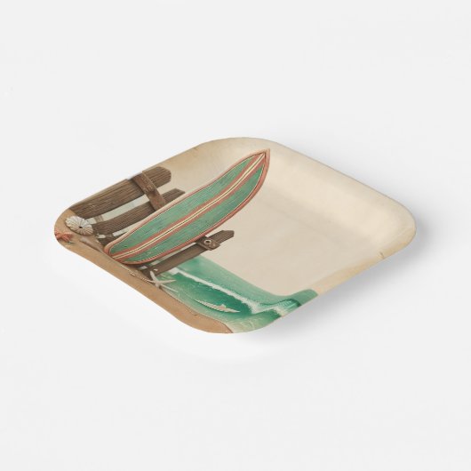 小さなサーファーヴィンテージの赤ちゃんシャワー ペーパープレート (傾斜あり)