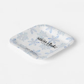 小さなスノーフレークのブルーウィンティ赤ちゃんシャワー ペーパープレート (傾斜あり)