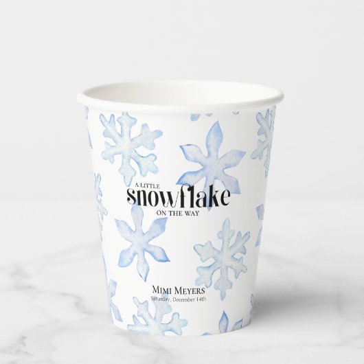 小さなスノーフレークのブルーウィンティ赤ちゃんシャワー 紙コップ (正面)