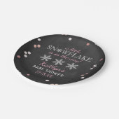 小さなスノーフレークの女の子の冬の赤ちゃんシャワー ペーパープレート (アングル)