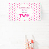 小さなスノーフレークの第2の誕生日 横断幕 (インサイチュ)