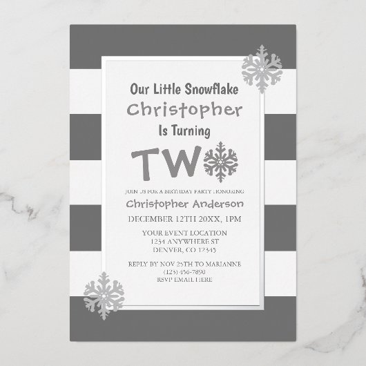 小さなスノーフレークの第2の誕生日 箔招待状 (正面)