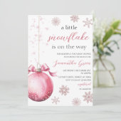 小さなスノーフレークの赤ちゃんシャワーをピンク色にする 招待状 (スタンド正面)