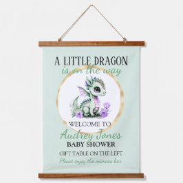 小さなドラゴンがやってくる 吊り下げ型タペストリー