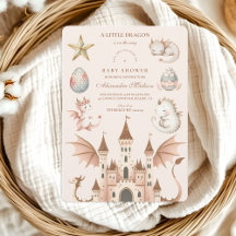 小さなドラゴンが赤ちゃんシャワーを浴びる