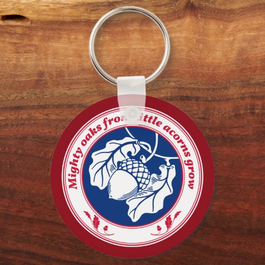 小さなドングリの強いカシが深い赤で育つ キーホルダー (正面)