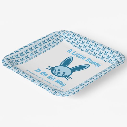 小さなバニーが彼の方法の紙プレート ペーパープレート (傾斜あり)