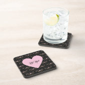 小さなバラと黒いハートに優しいピンク色ストライプの コースター (右側)