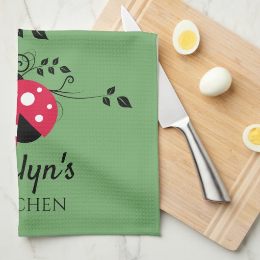 小さなパーソナライズされたレディーバグのキッチンタオル キッチンタオル (四つ折り)