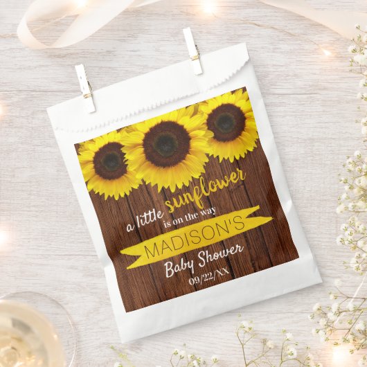 小さなヒマワリが途中だ!赤ちゃんシャワー フェイバーバッグ (クリップ留めされた状態)