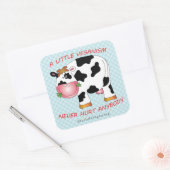 小さなビーガニズムは決して誰のステッカーを傷つけない（牛） スクエアシール (封筒)