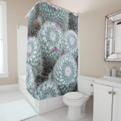 小さなピンクの花サボテンの植物 シャワーカーテン (インサイチュ)