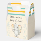 小さなピーナッツは、象の赤ちゃんシャワーの途中にある フェイバーボックス (オープン)