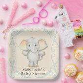 小さなピーナッツは、象の赤ちゃんシャワーの途中にある ペーパープレート (パーティー)