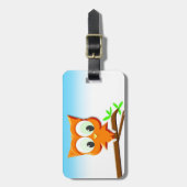 小さなフクロウが枝に ラゲッジタグ (正面縦)