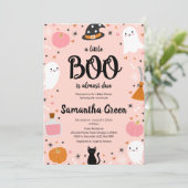 小さなブーの赤ちゃんシャワーをピンク色に塗る 招待状 (スタンド正面)