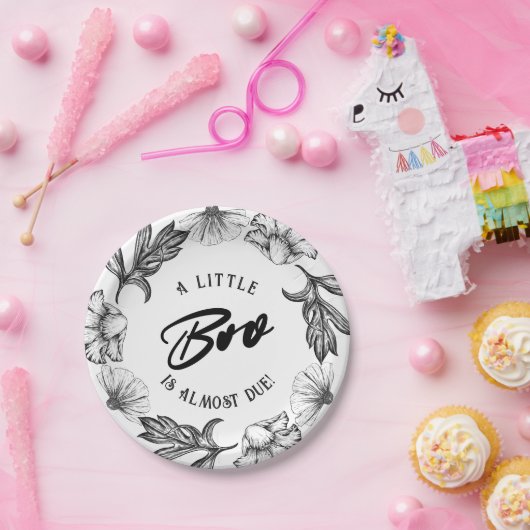 小さなブーはほとんどゴシック花の赤ちゃんシャワー ペーパープレート (パーティー)