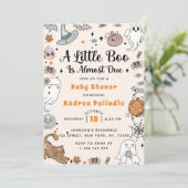 小さなブーはほとんどハロウィーンの赤ちゃんシャワー 招待状 (スタンド正面)