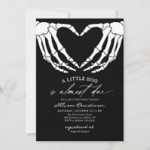 小さなブーはハロウィーンの赤ちゃんシャワーが原因 招待状 (正面)