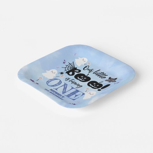 小さなブー!可愛いブルーボーイハロウィーン1回目の誕生日 ペーパープレート (傾斜あり)