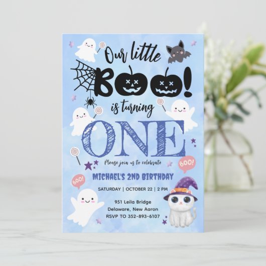 小さなブー！可愛不気味い男の子ハロウィーン1歳の誕生日 招待状 (スタンド正面)