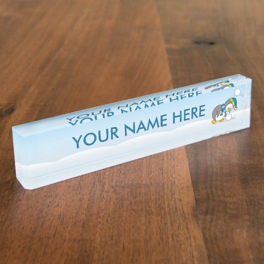 小さなペンギンが雪玉を手に入れる デスクネームプレート (側面)