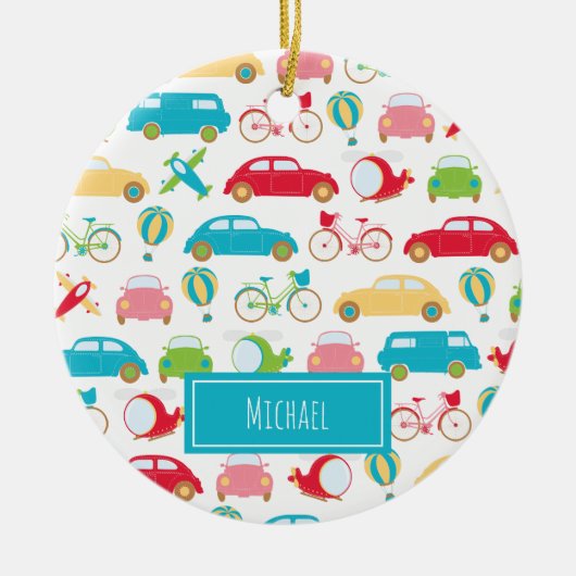 小さなボーイの乗り物のパターン(ファーストネーム付き)クリスマス セラミックオーナメント (正面)