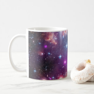 小さなマゼラン雲の中の若い星。 コーヒーマグカップ