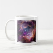 小さなマゼラン雲の中の若い星。 コーヒーマグカップ (左)
