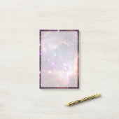 小さなマゼラン雲の中の若い星。 ポストイット (デスク上)