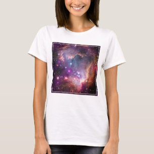 小さなマゼラン雲の中の若い星。 Tシャツ