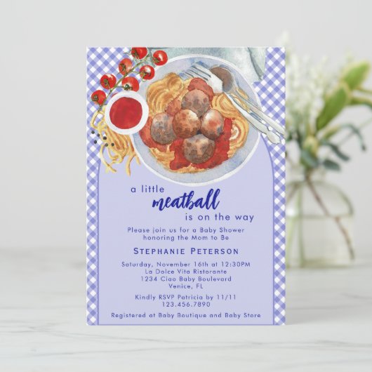 小さなミートボールが青い赤ちゃんシャワーの途中にある 招待状 (スタンド正面)
