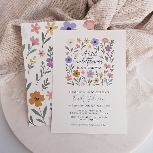 小さなワイルドフラワーのフローラベビーシャワー招待状 招待状