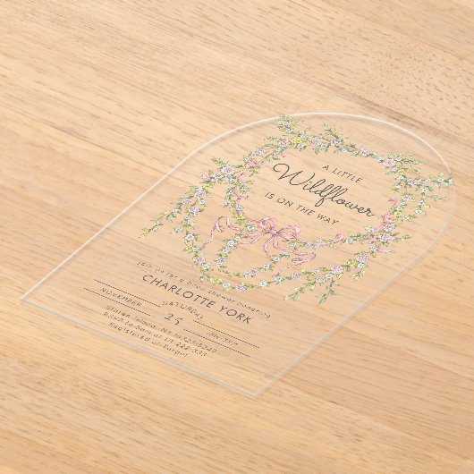 小さなワイルドフラワーボウガーデン赤ちゃんシャワーアーチ アクリル招待状 (レイダウン)