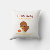 小さな七面鳥の赤ちゃんシャワー秋感謝贈り物 クッション (裏面)