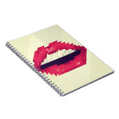 小さな三角形で作られた赤い唇、ピクセルシスター、pi ノートブック (右側)