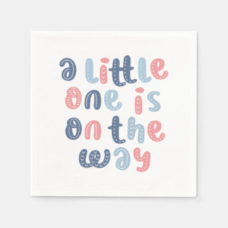 「小さな人が行く」赤ちゃんシャワー スタンダードカクテルナプキン