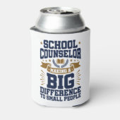 小さな人に大きな違いを生む弁護人 缶クーラー (缶裏面)