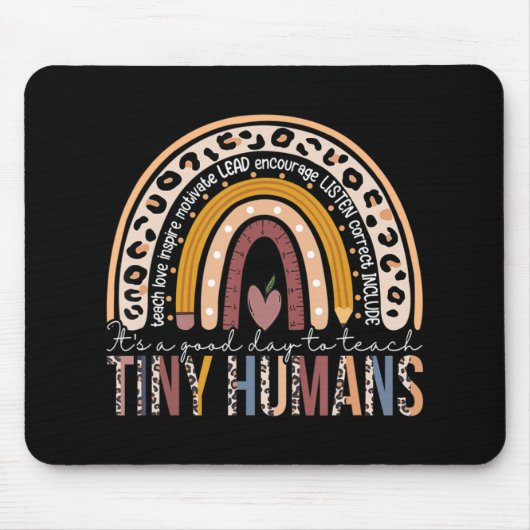 小さな人間のおもしろい教え先生Tは良い日だ マウスパッド (正面)