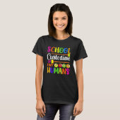 小さな人間の学校の管理人先生 バック Tシャツ (正面フル)
