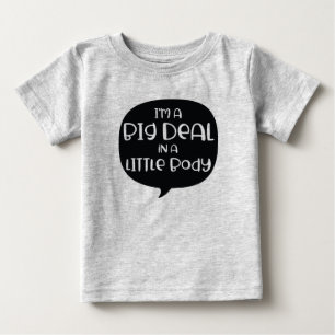 小さな体に大きな存在感 面白いデザイン ベビーTシャツ