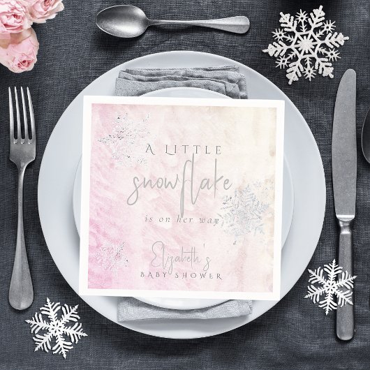 小さな凍っていスノーフレークのピンクの赤ちゃんシャワー スタンダードカクテルナプキン